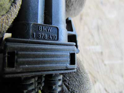 BMW Black 3 Pin Connector with Pigtail 13784106